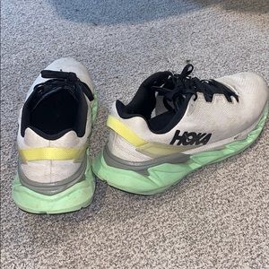 Hoka Pro Fly